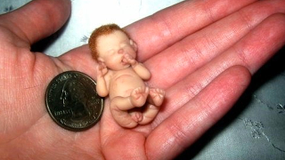 Illustration for article titled The 10 Most Horrifying Reborn Dolls